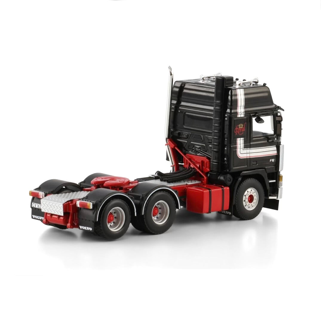 WSI Royal Edition Volvo F12 Globetrotter 6x2 Tag Axle